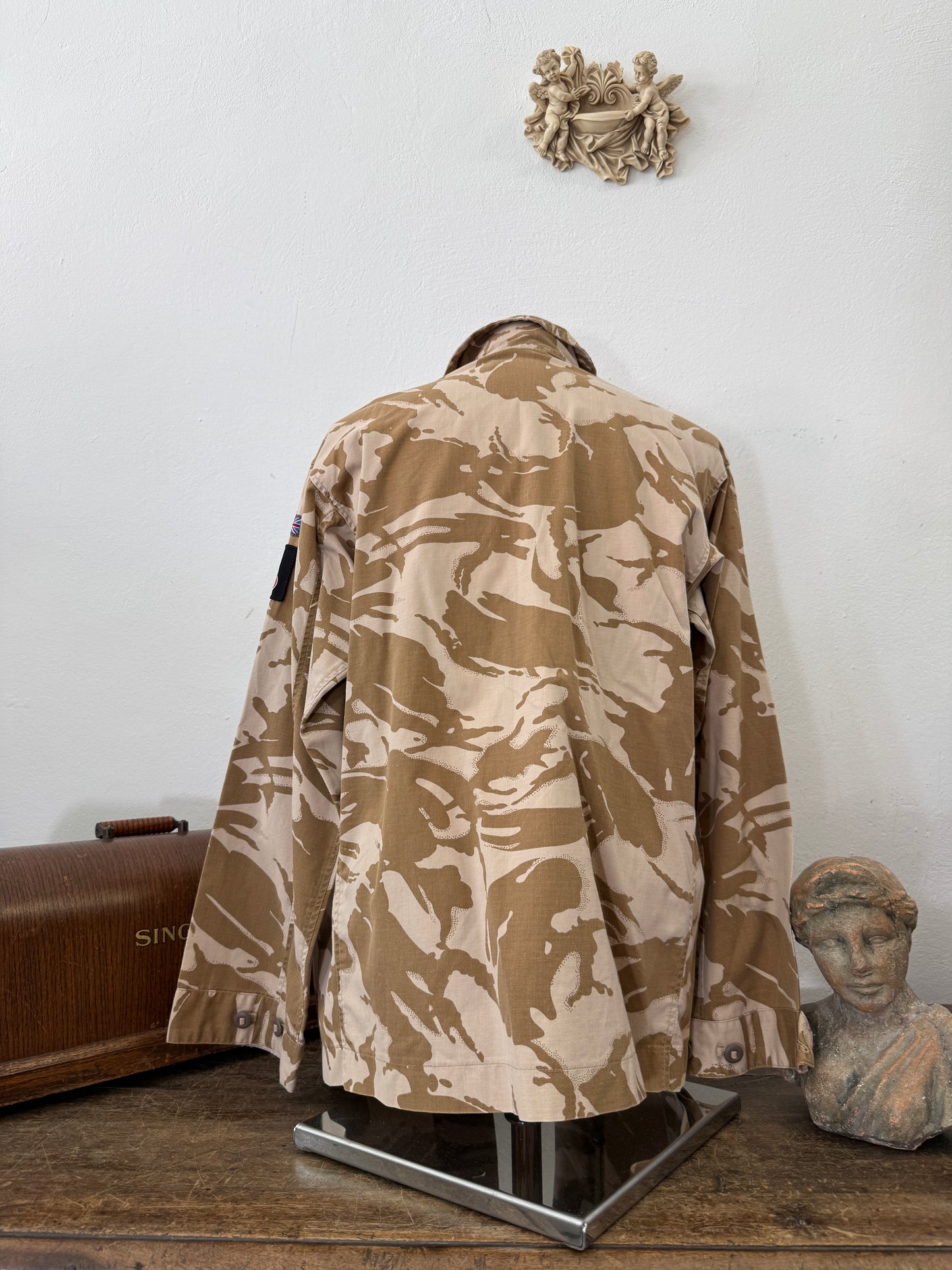 Vintage British Army Dpm Jacket “L/XL”