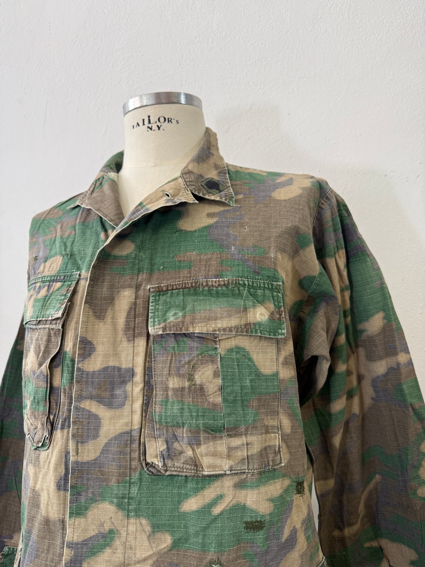 Vintage 1970-80s ERDL Camouflage Pattern Hot Weather Jacket Ripstop “M”