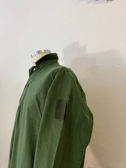 Vintage 80’s Swedish Army Shirt “M”