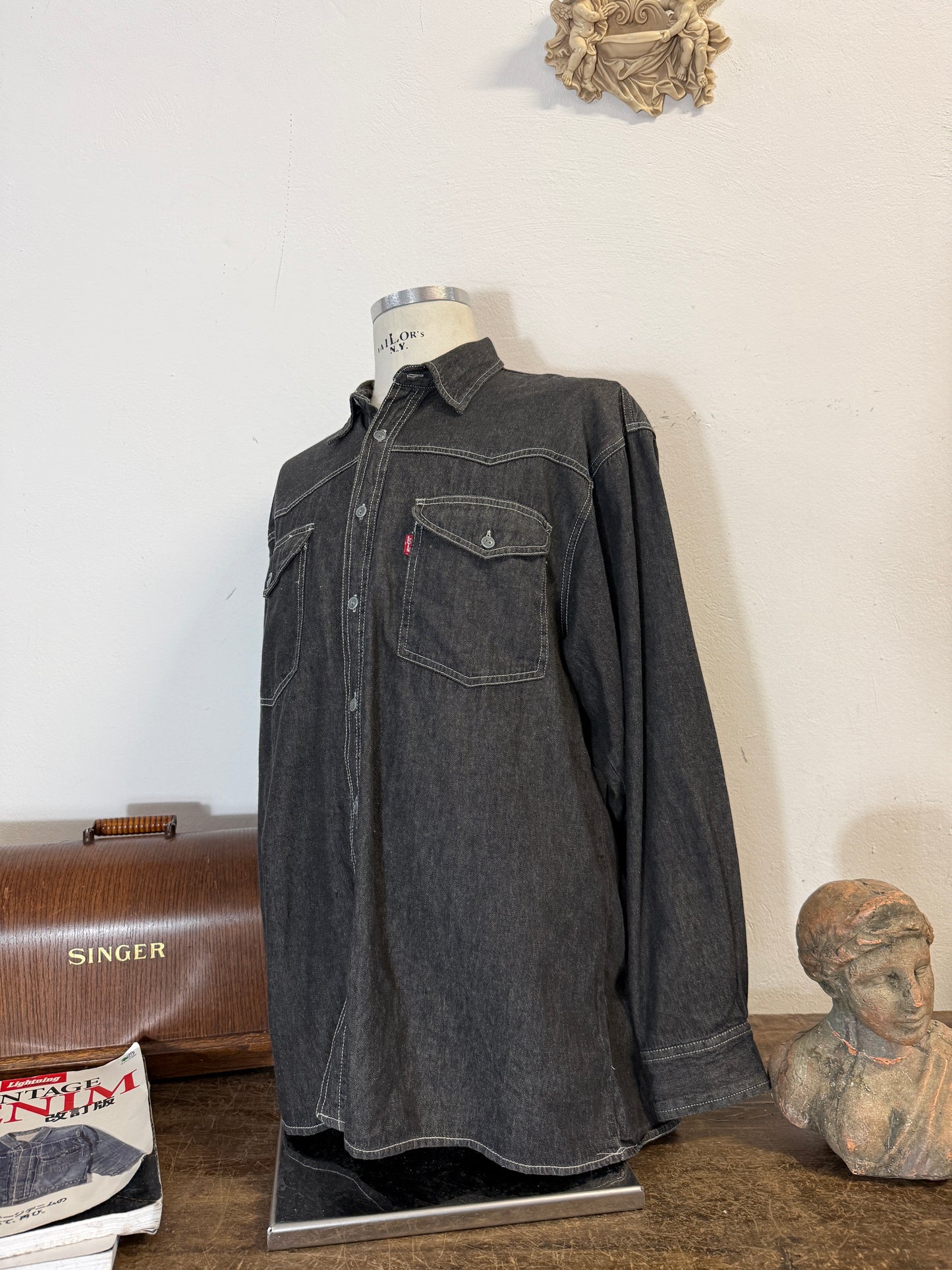 Vintage Levi’s Shirt “XL”