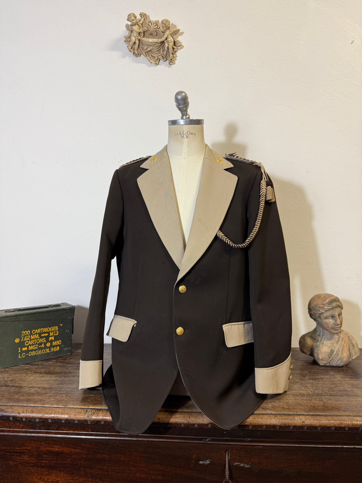 Vintage Military Ceremonial Jacket with Elegant Details “L/XL”