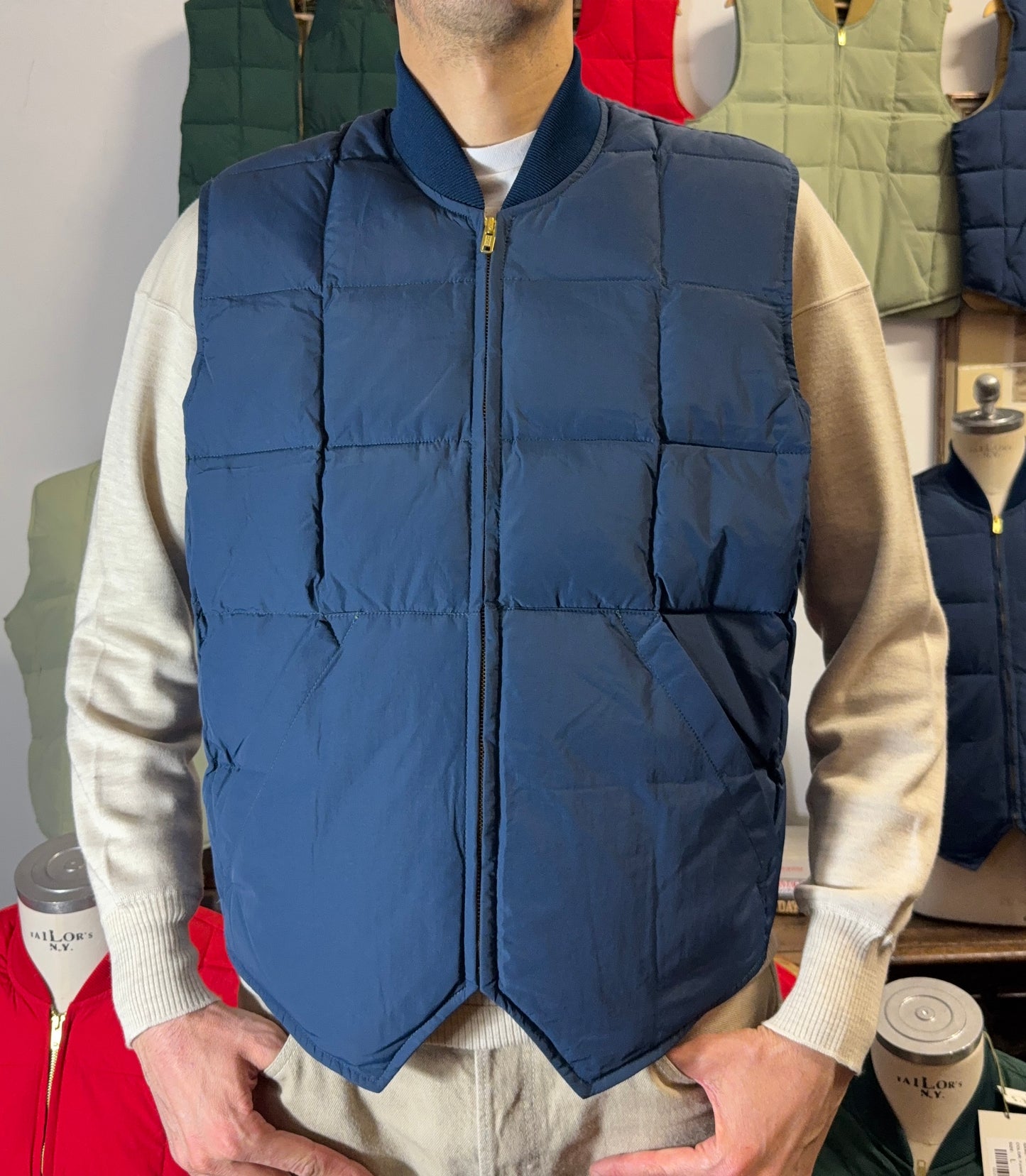 Chesapeake’s Down Vest Seattle - Deep Blue