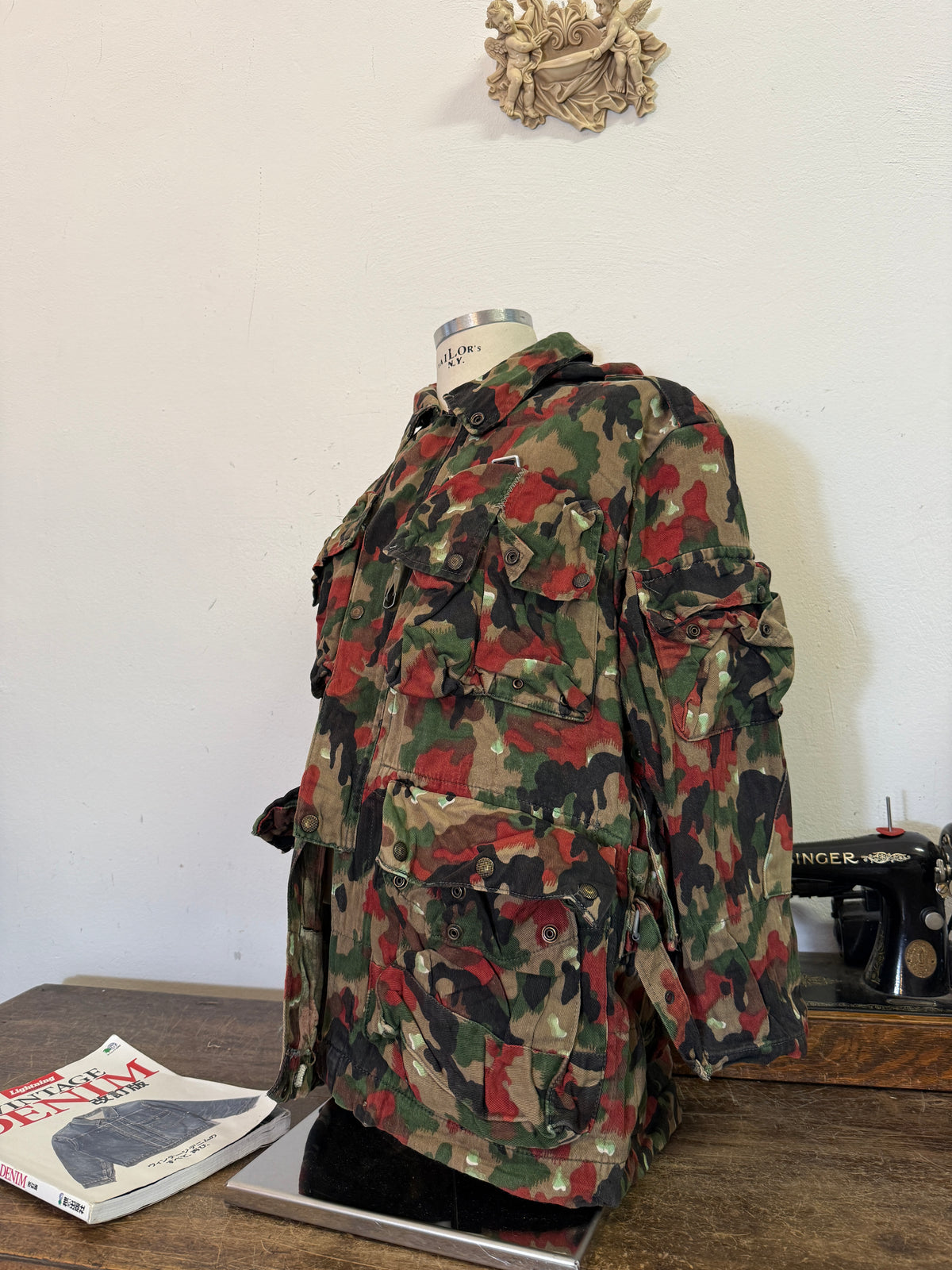 Vintage Swiss Army Camo Jacket M70 “M/L”