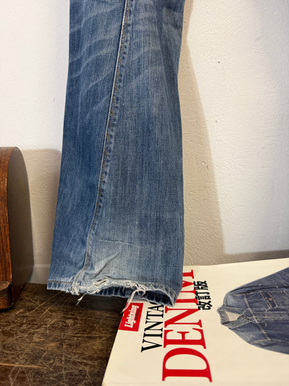Vintage Levi’s Engineered “W33 L34”