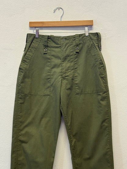 Vintage British Fatigue Army Pants “W32”