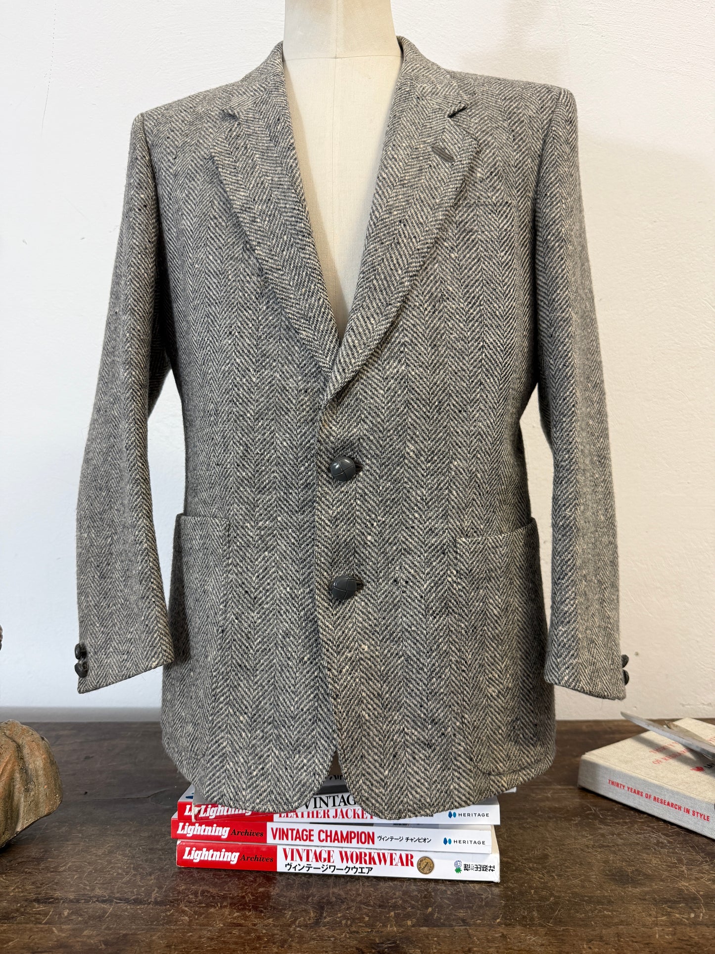 Vintage Wool Harringbone Blazer “M”