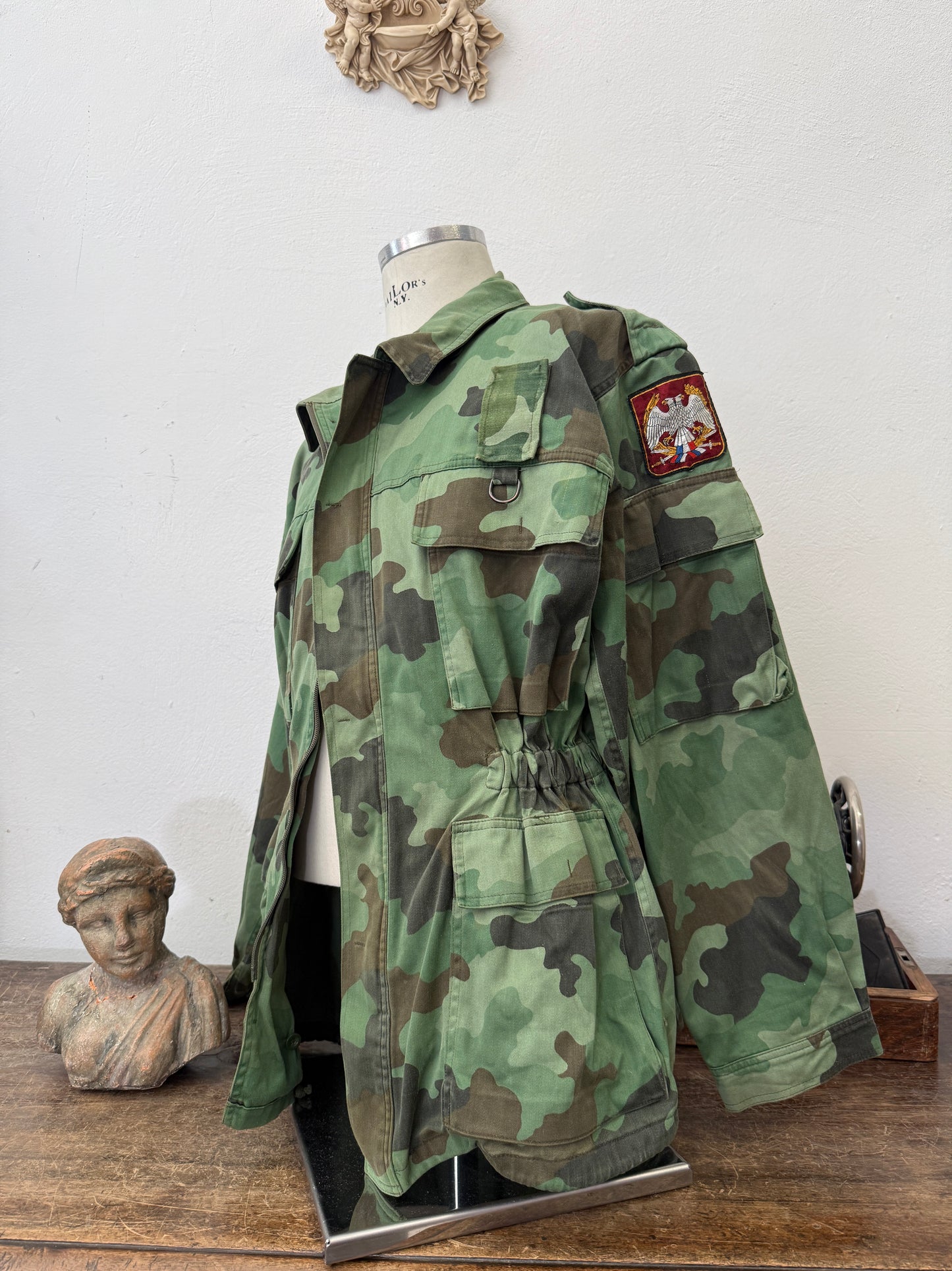 Vintage 90’s Serbian Army Jacket “XL”