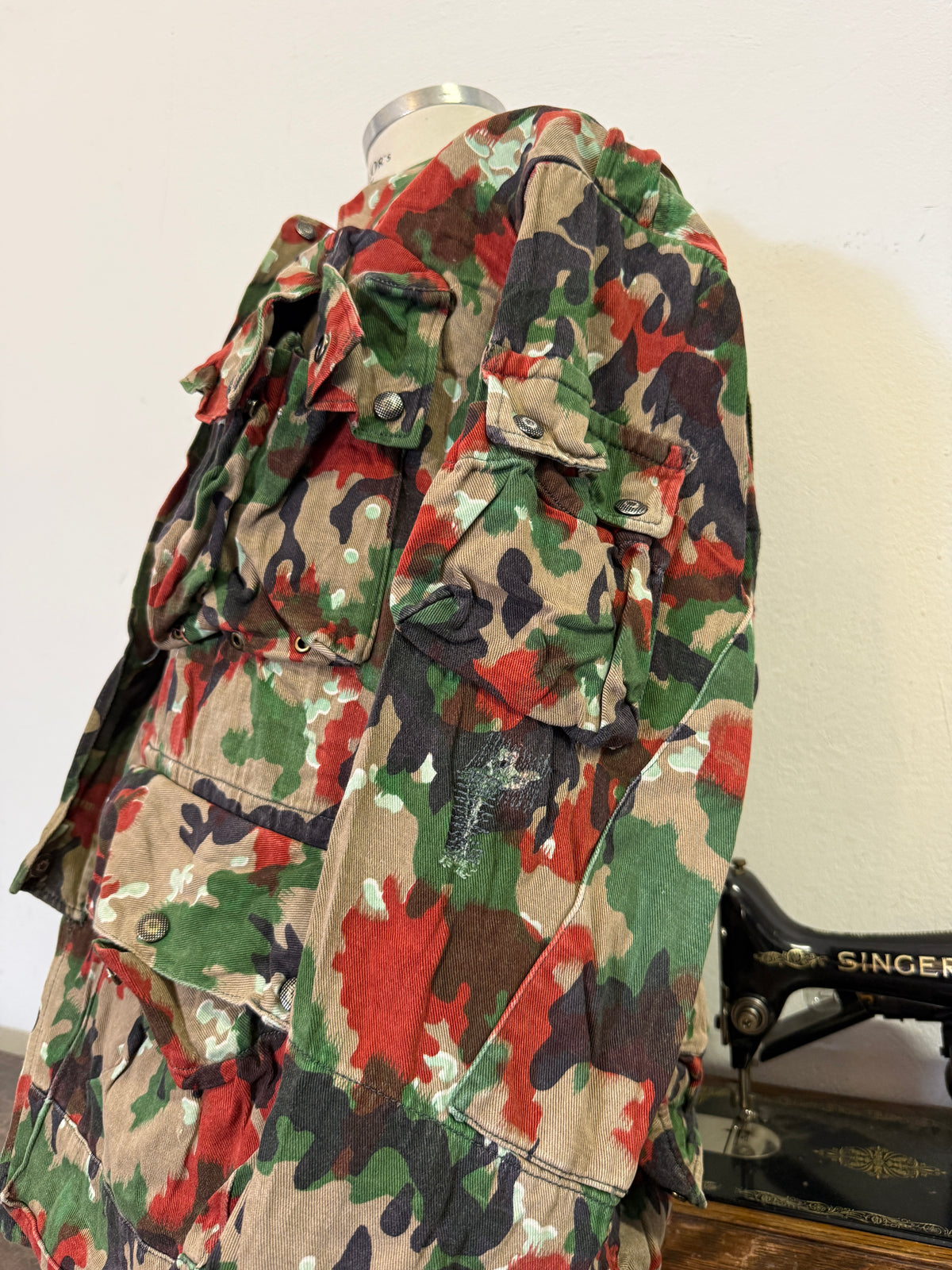 Vintage Swiss Army Camo Jacket M70 “M/L”
