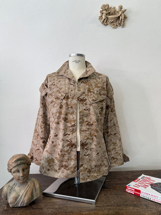 Vintage Us Marine Corps USMC Desert Marpat Combat Jacket “M”