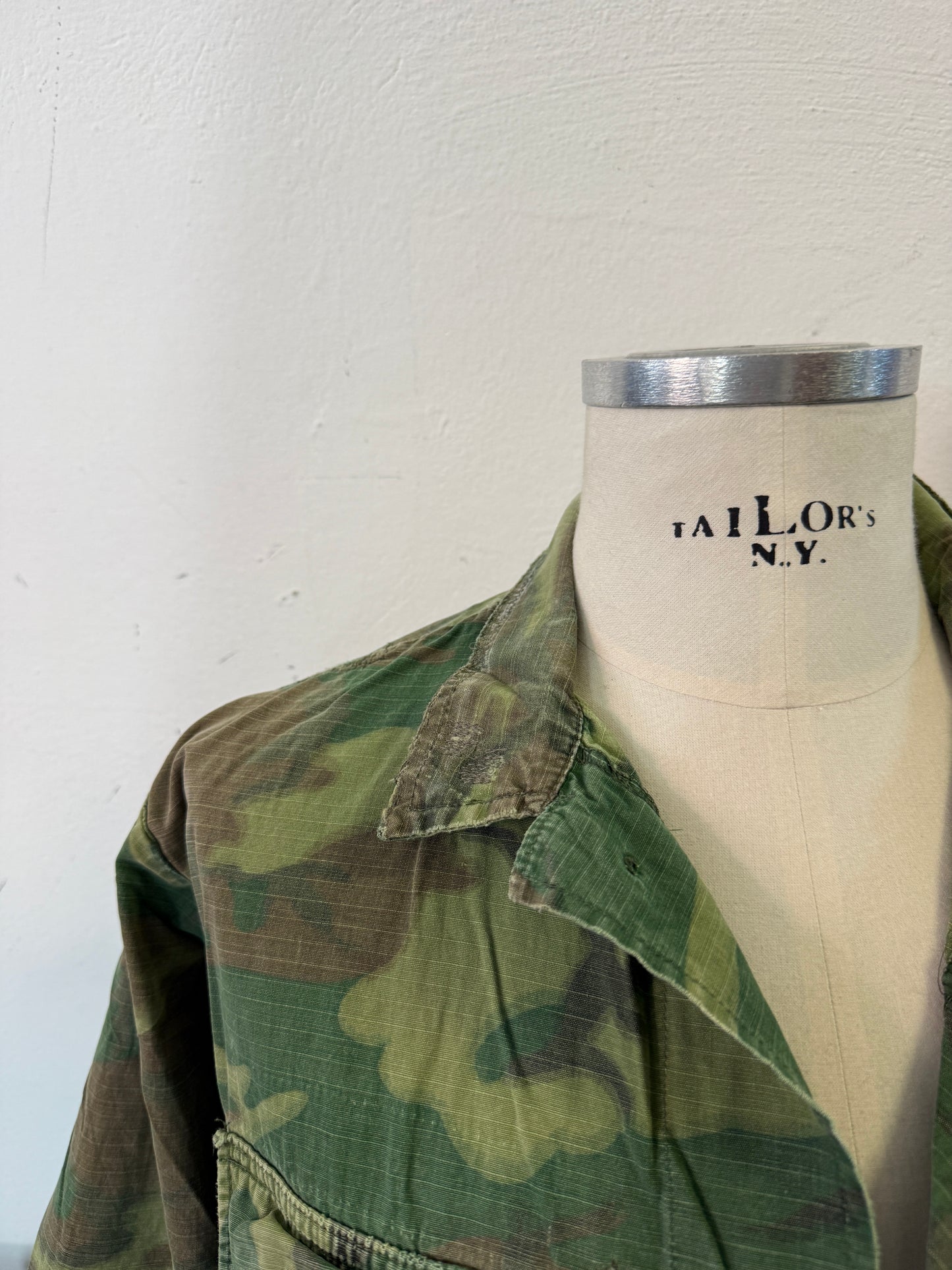 Vintage 1970-80s ERDL Camouflage Pattern Hot Weather Jacket Ripstop “S/M”
