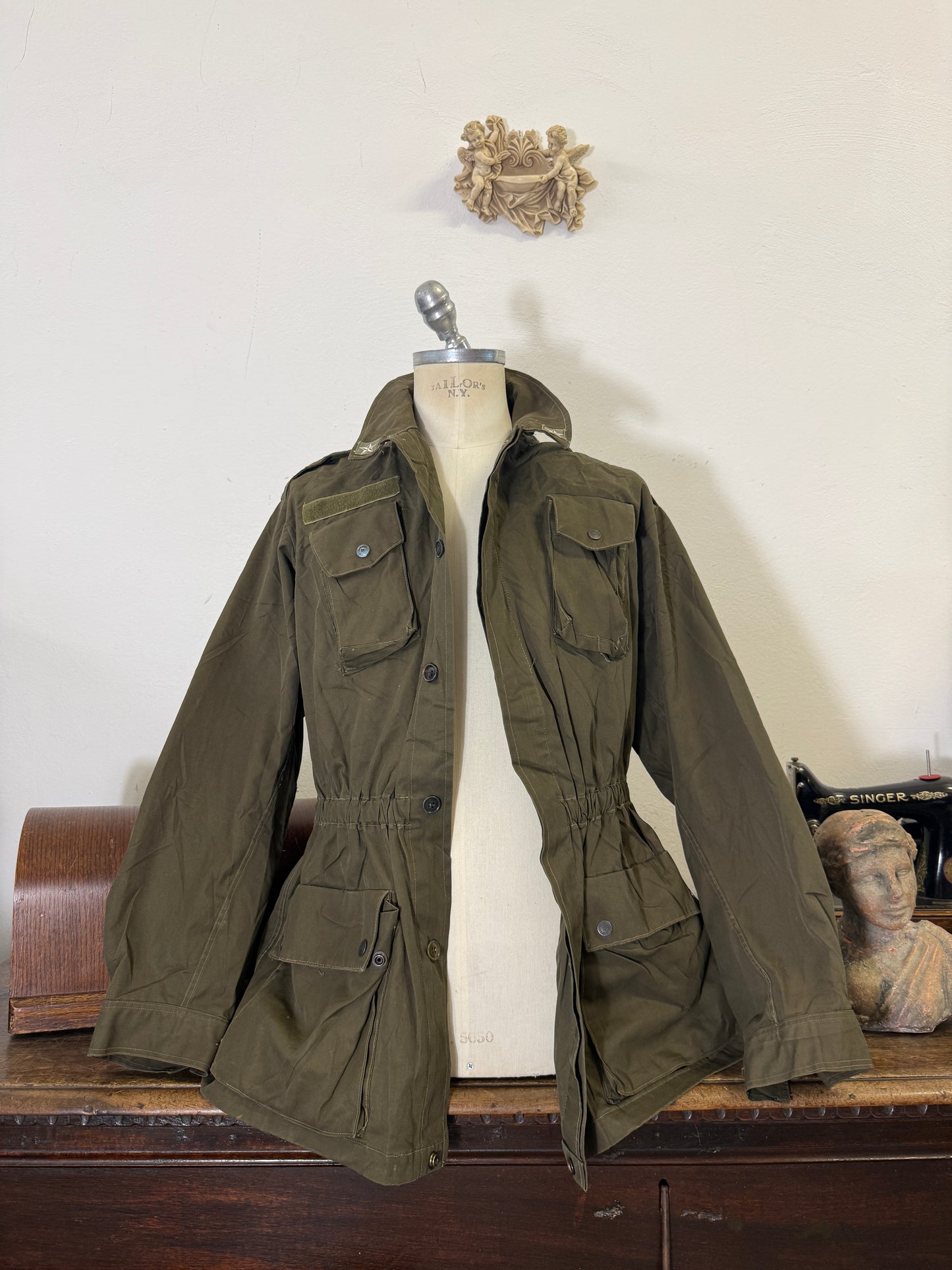 Vintage 80’s Italian Army Jacket “XL”