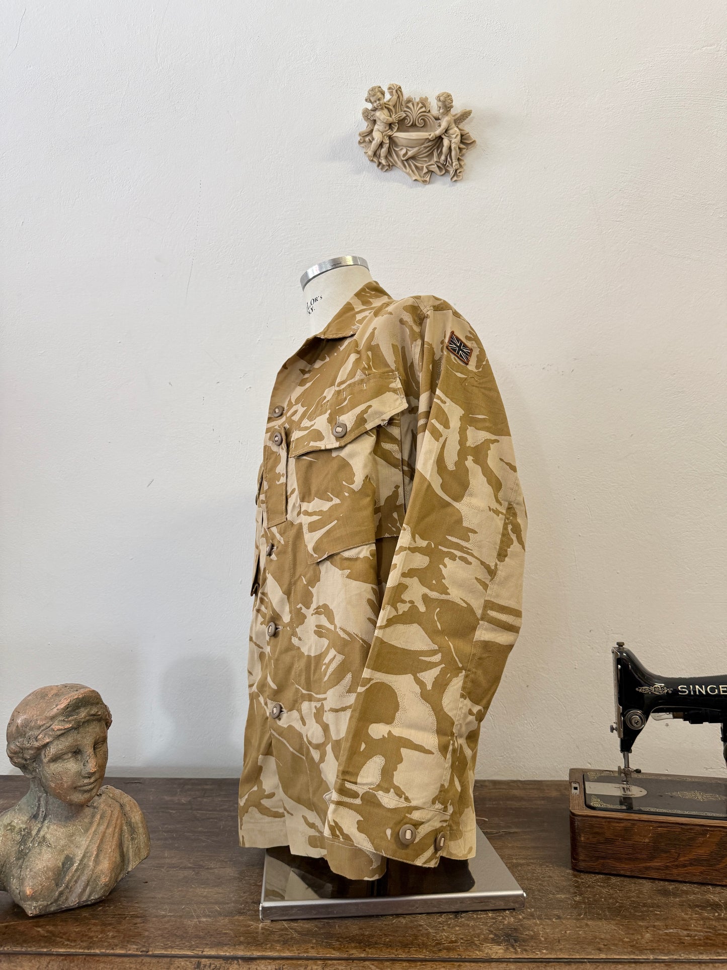Vintage British Army Dpm Jacket “XL”