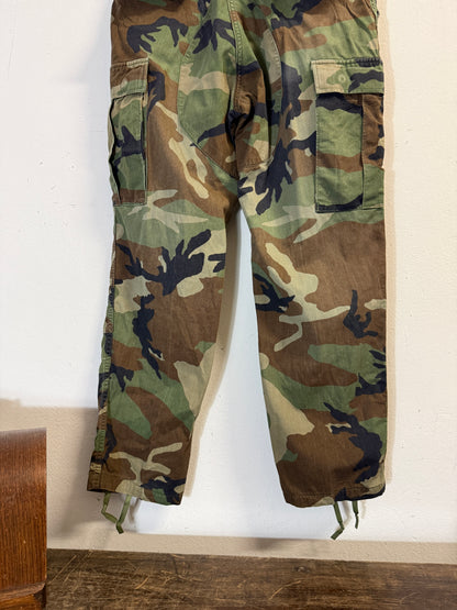 Vintage Woodland Camo Cargo Pants Us Army “W33”