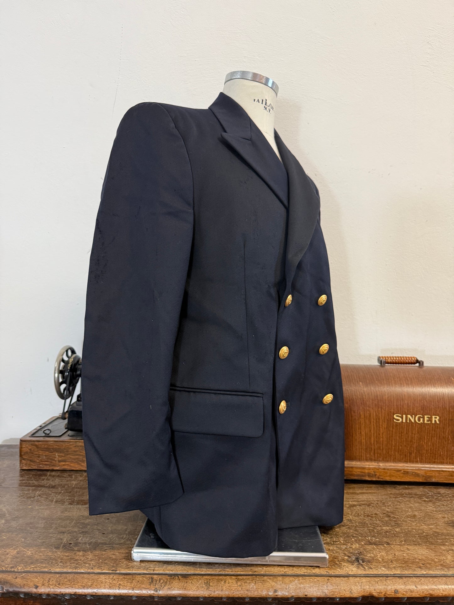 Vintage 00’s Italian Navy Double Breasted Jacket “L/XL”