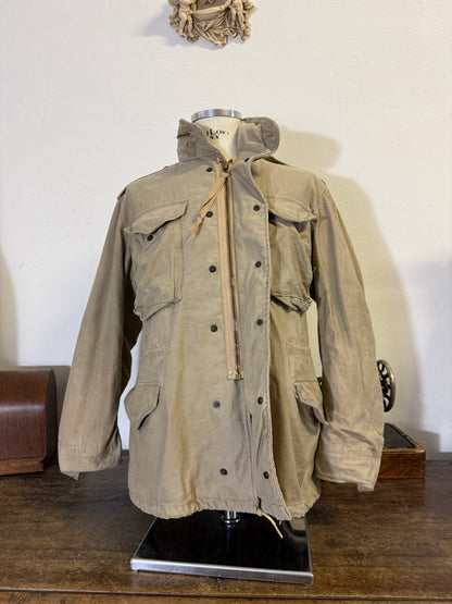 Vintage Khaki Field Jacket M65 Us Army  “M”