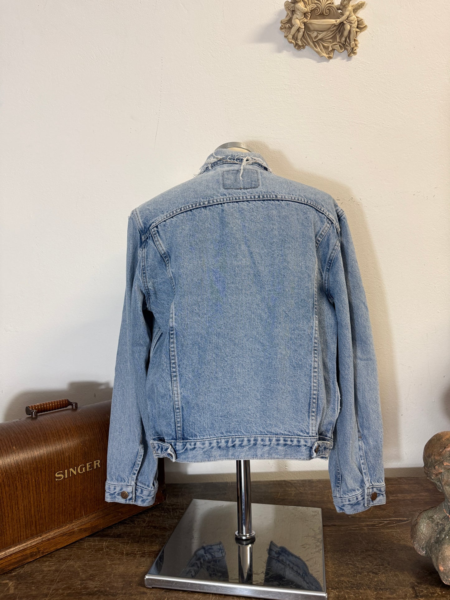 Vintage Levi’s Jacket “M”