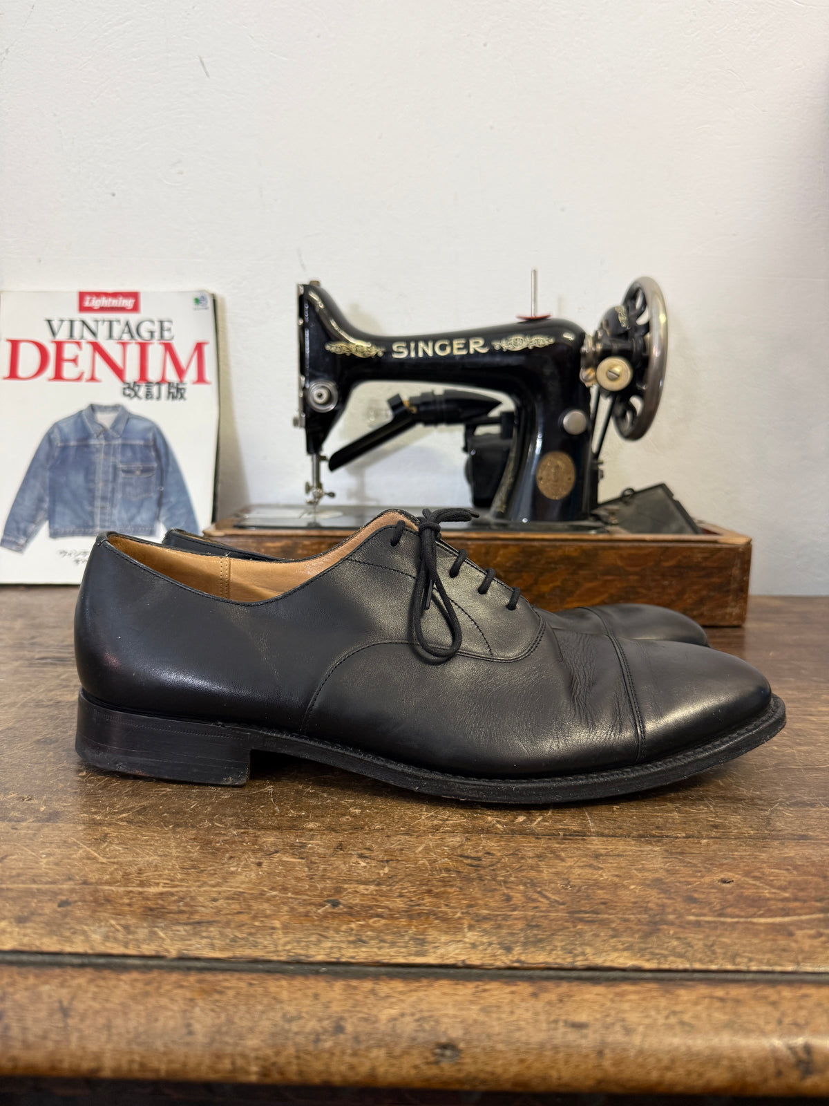 Used Church’s Men’s Black Leather Oxford Shoes – Made in England – UK Size 10