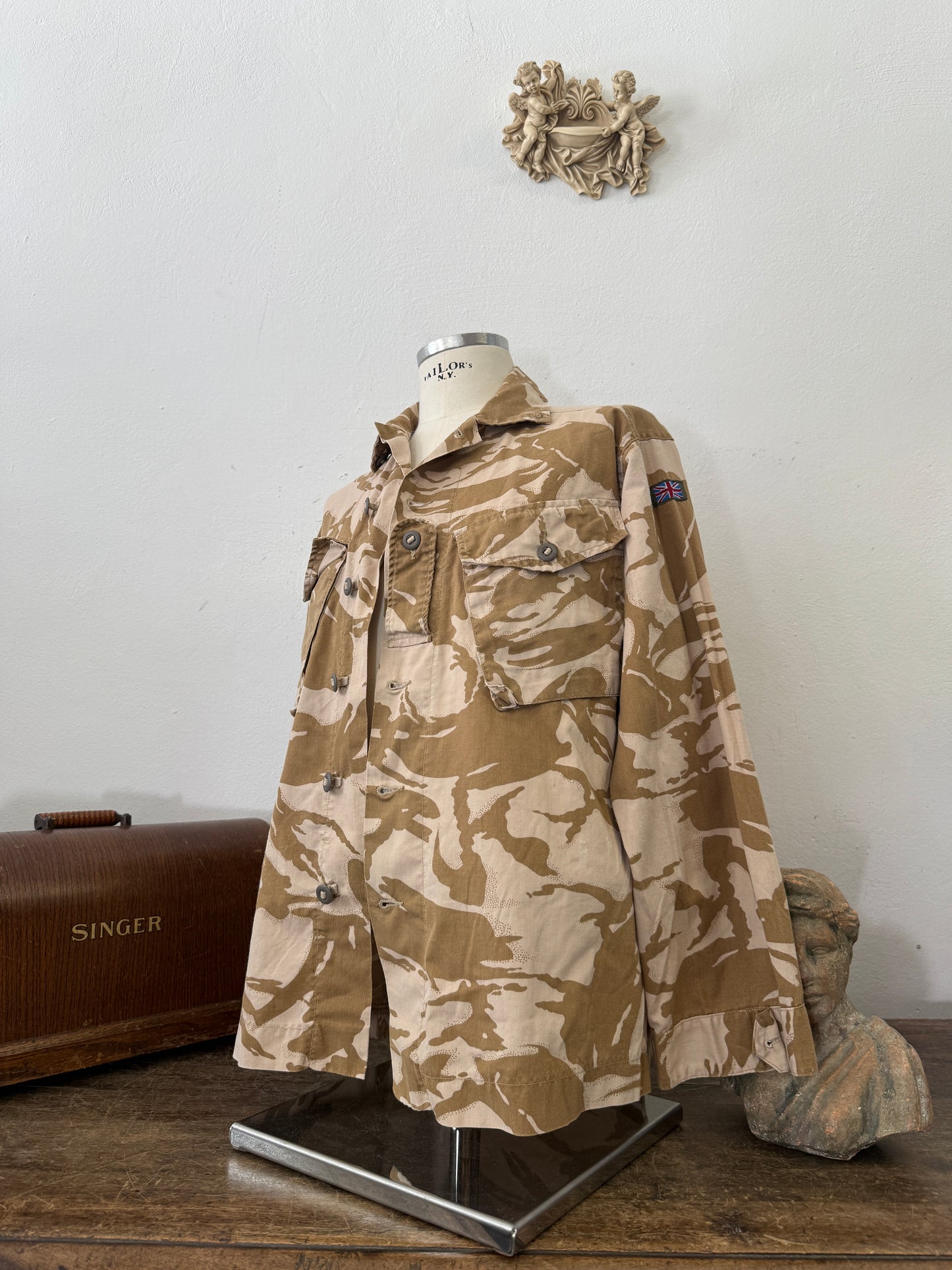 Vintage British Army Dpm Jacket “L”