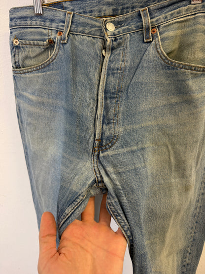 Vintage Levi’s 501 “W32 L32”