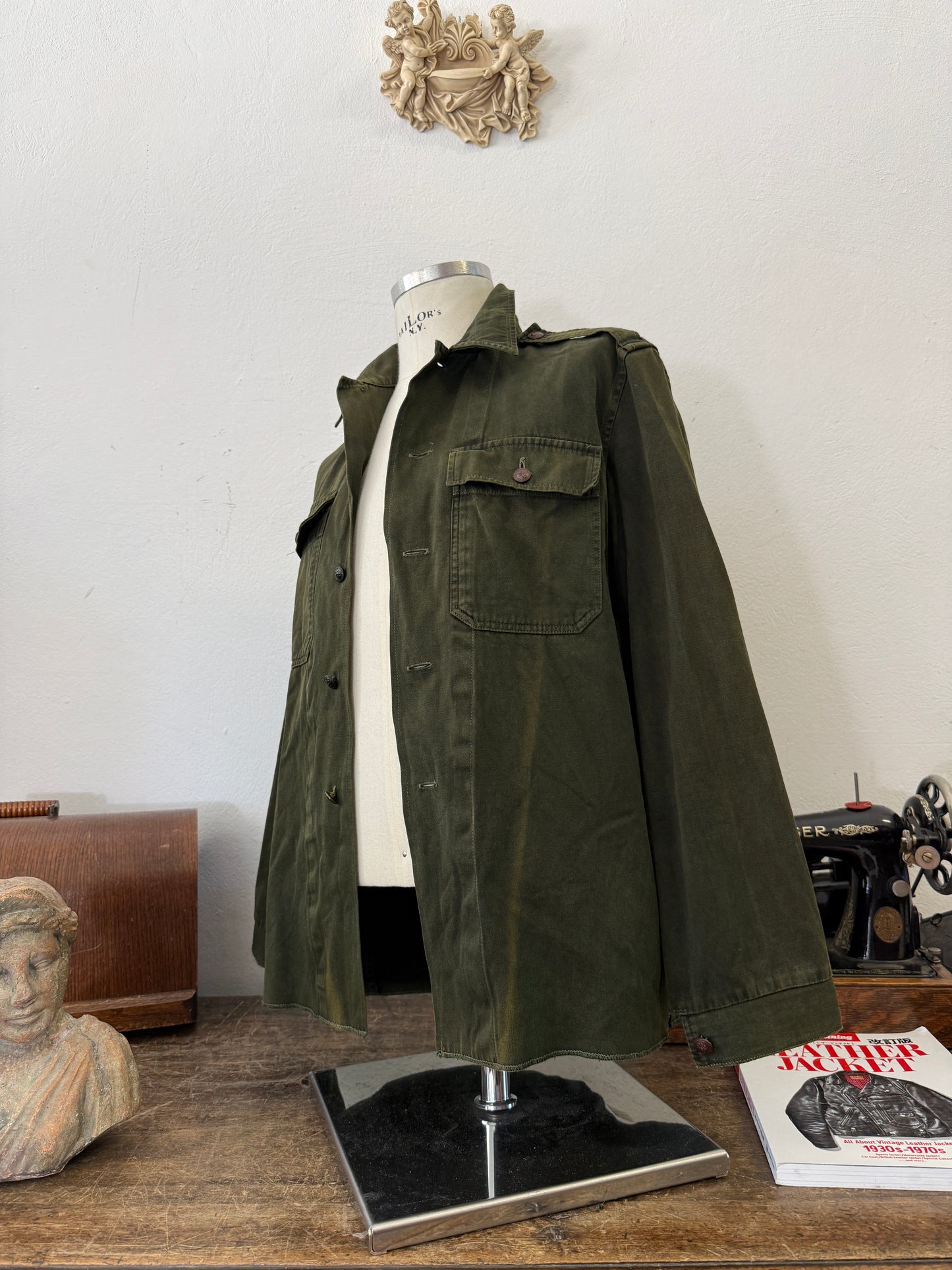 Vintage 80’s Faded Hungarian Army Shirt “M/L”