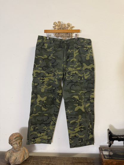 Camo Pants “W42”