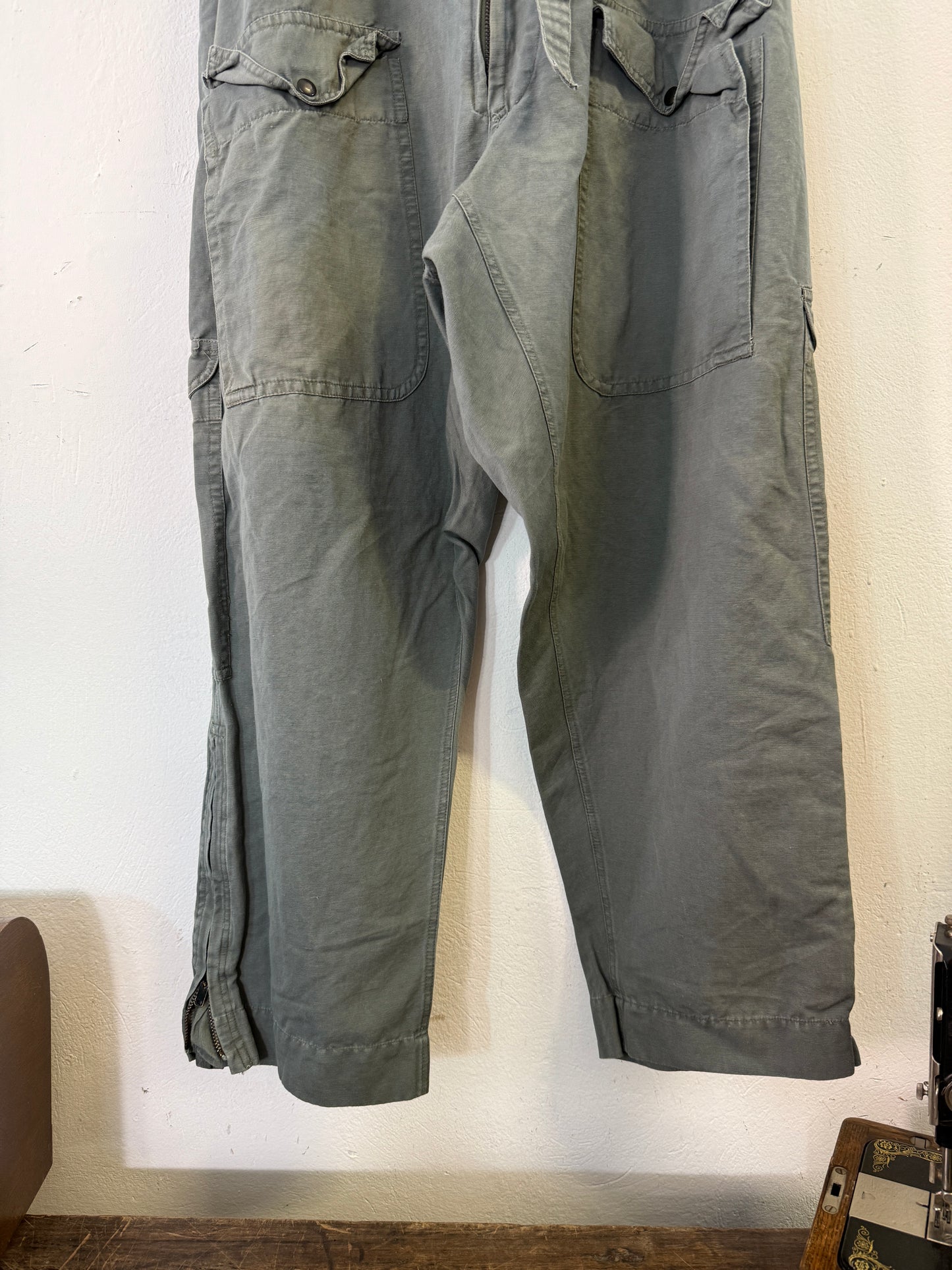 Vintage 90’s Us Army Cargo Pants “W34”