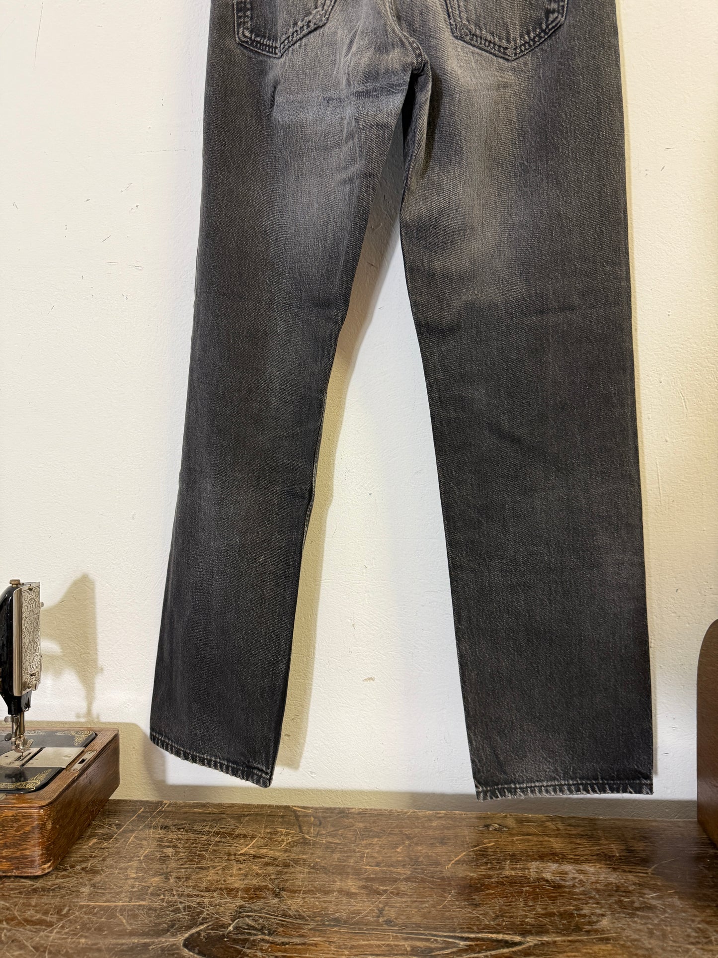 Vintage Levi’s 501 “W32 L34”