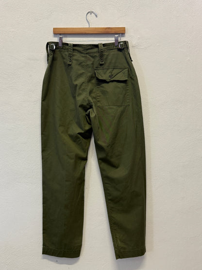 Vintage British Fatigue Army Pants “W32”