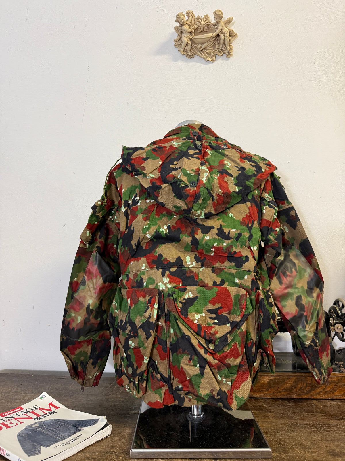 Vintage Swiss Army Camo Jacket M70 “L”