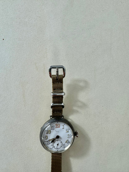 Vintage 40's Royal Air Force Watch