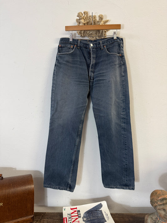 Vintage Levi’s 501 Made in Usa “W33 L30