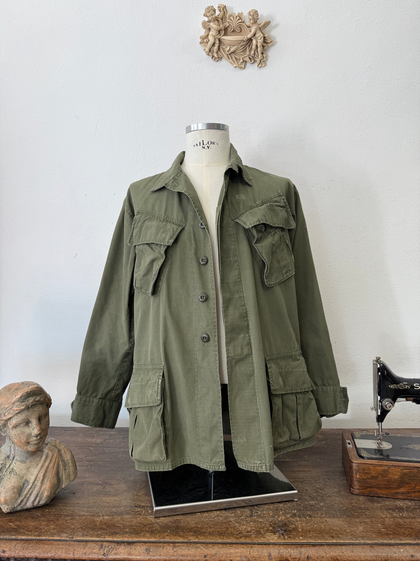 Vintage 60’s Jungle Jacket Rip Stop Us Army “M/L”