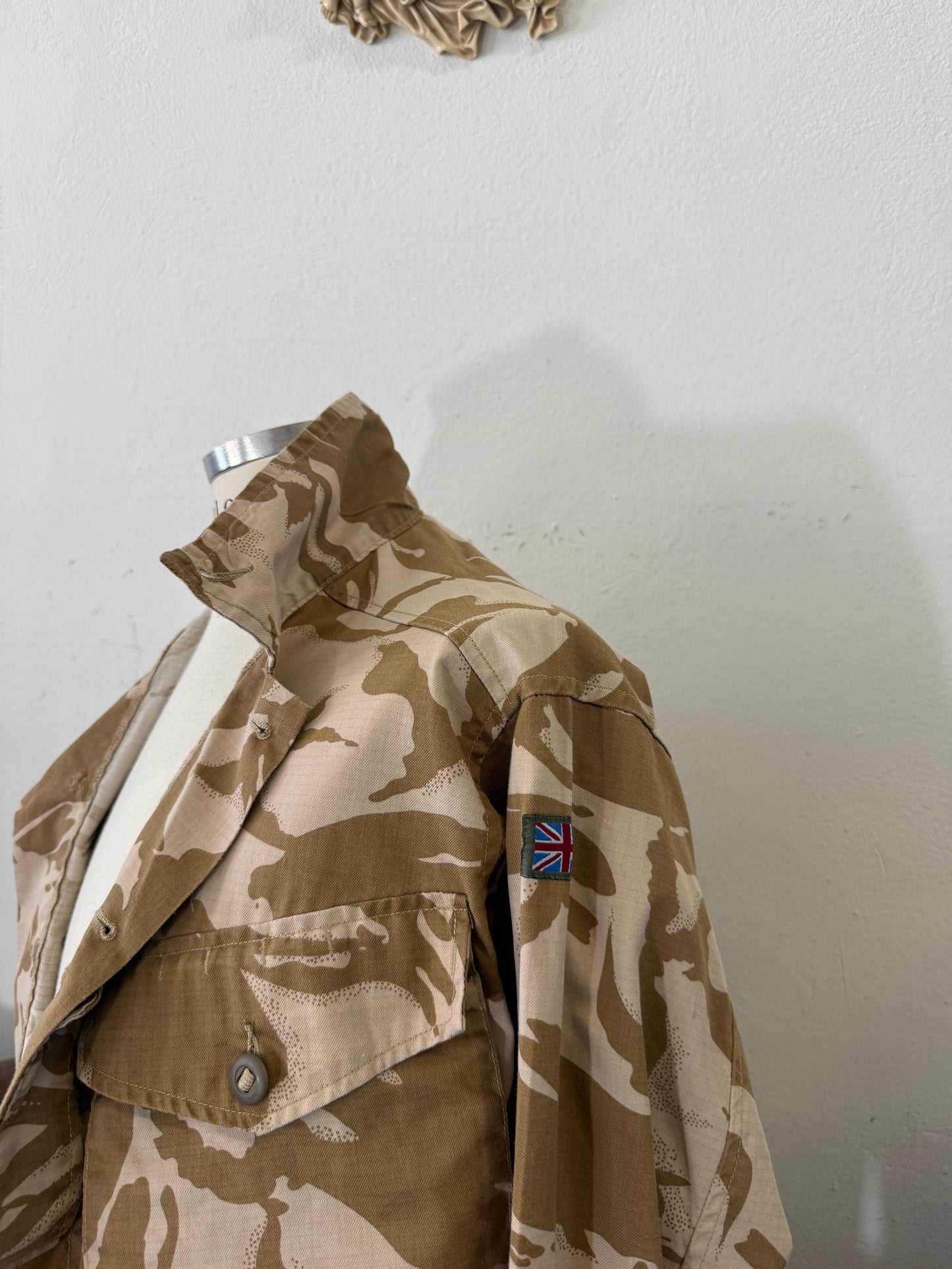 Vintage British Army Dpm Jacket “L”