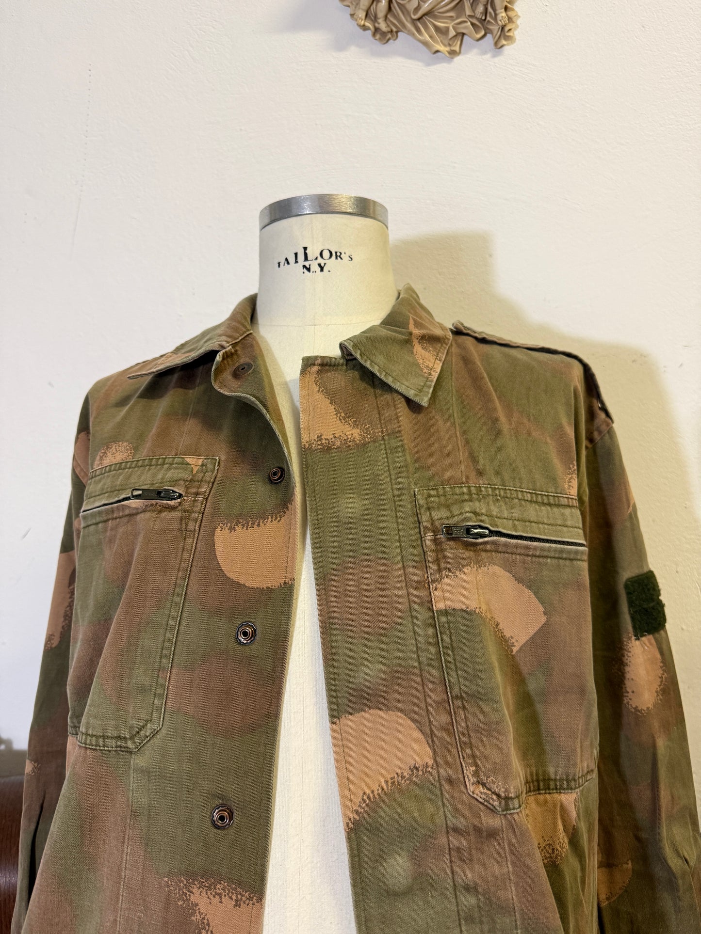Vintage 90’s Hungarian Army Overshirt “L”