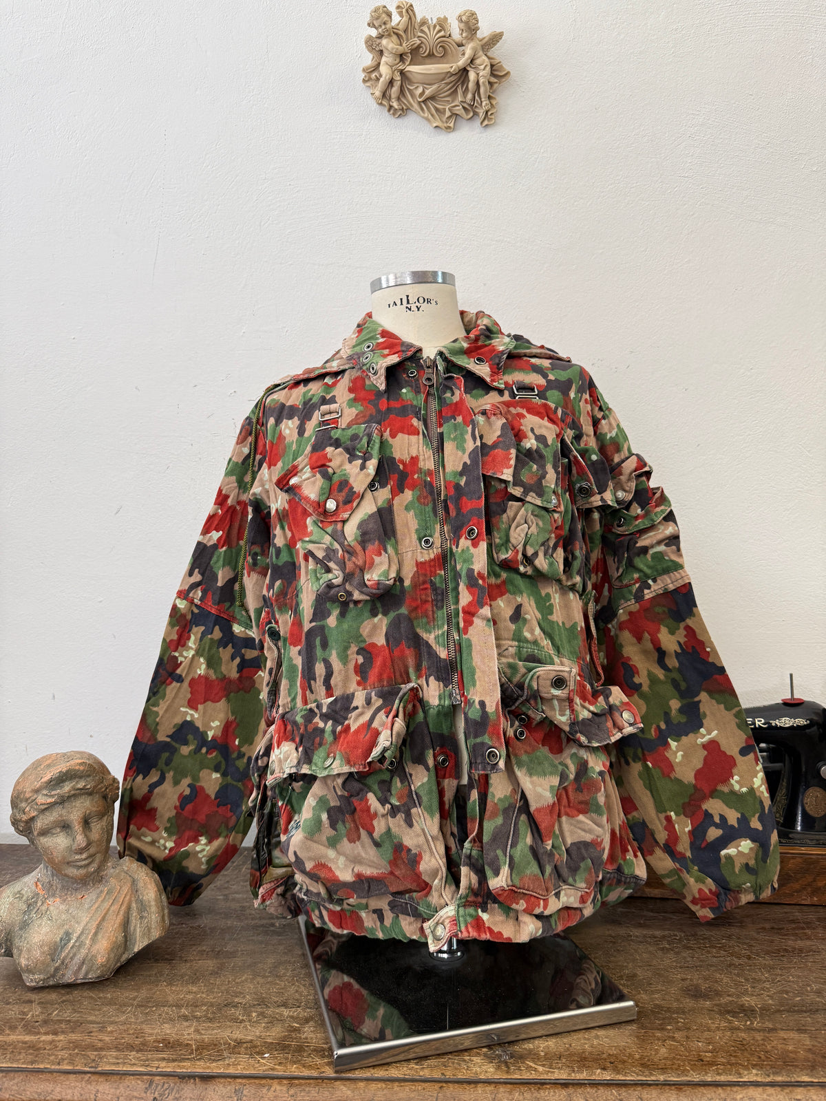 Vintage Swiss Army Camo Jacket M70 “XL”