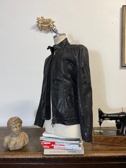 Glossy Leather-Effect Cotton Jacket “S”