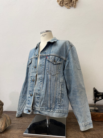 Vintage Levi’s Jacket “XL”