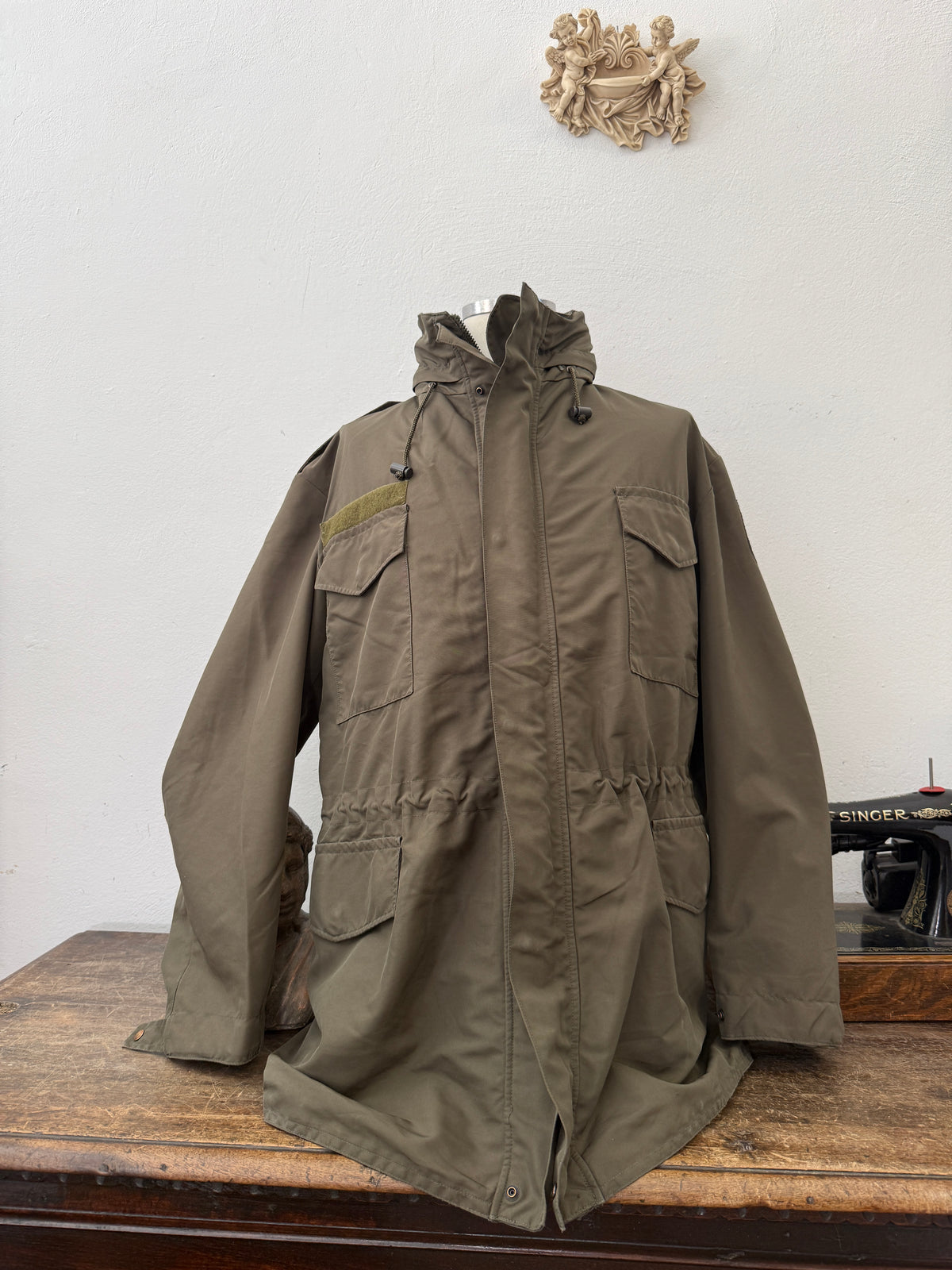 Vintage 90’s Austrian Army Jacket “XL”
