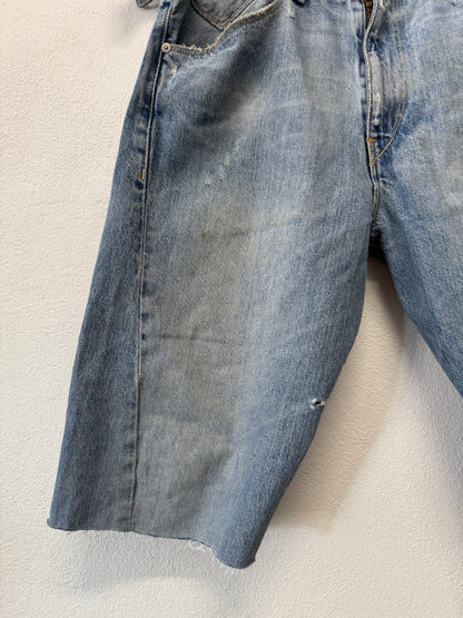 Vintage Levi’s Short Engineered “W33”
