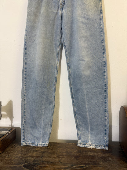Vintage Levi’s 560 Made In Canada “W33 L34”