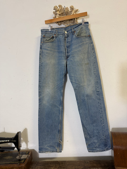 Vintage Levi’s 501 “W32 L32”