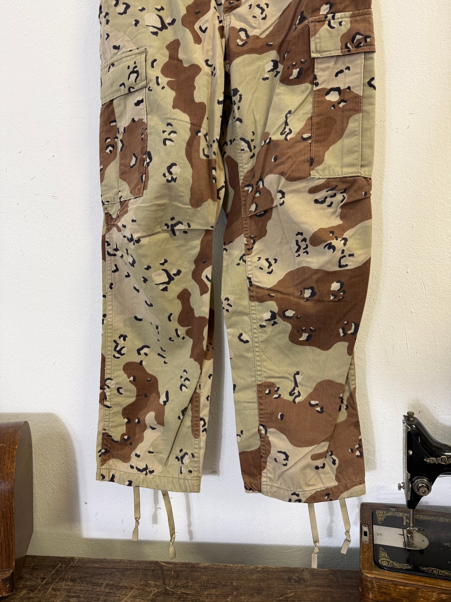 Vintage Desert Chocolate Cargo Pants Us Army “W30”