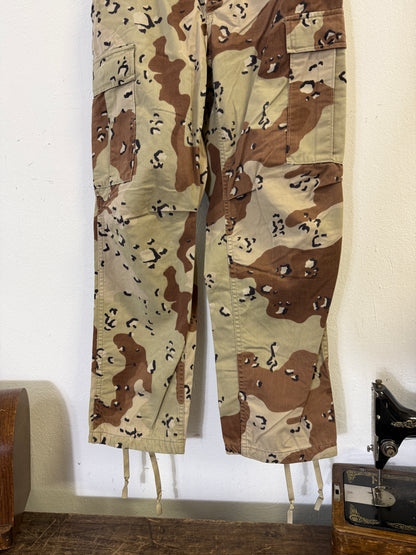 Vintage Desert Chocolate Cargo Pants Us Army “W30”