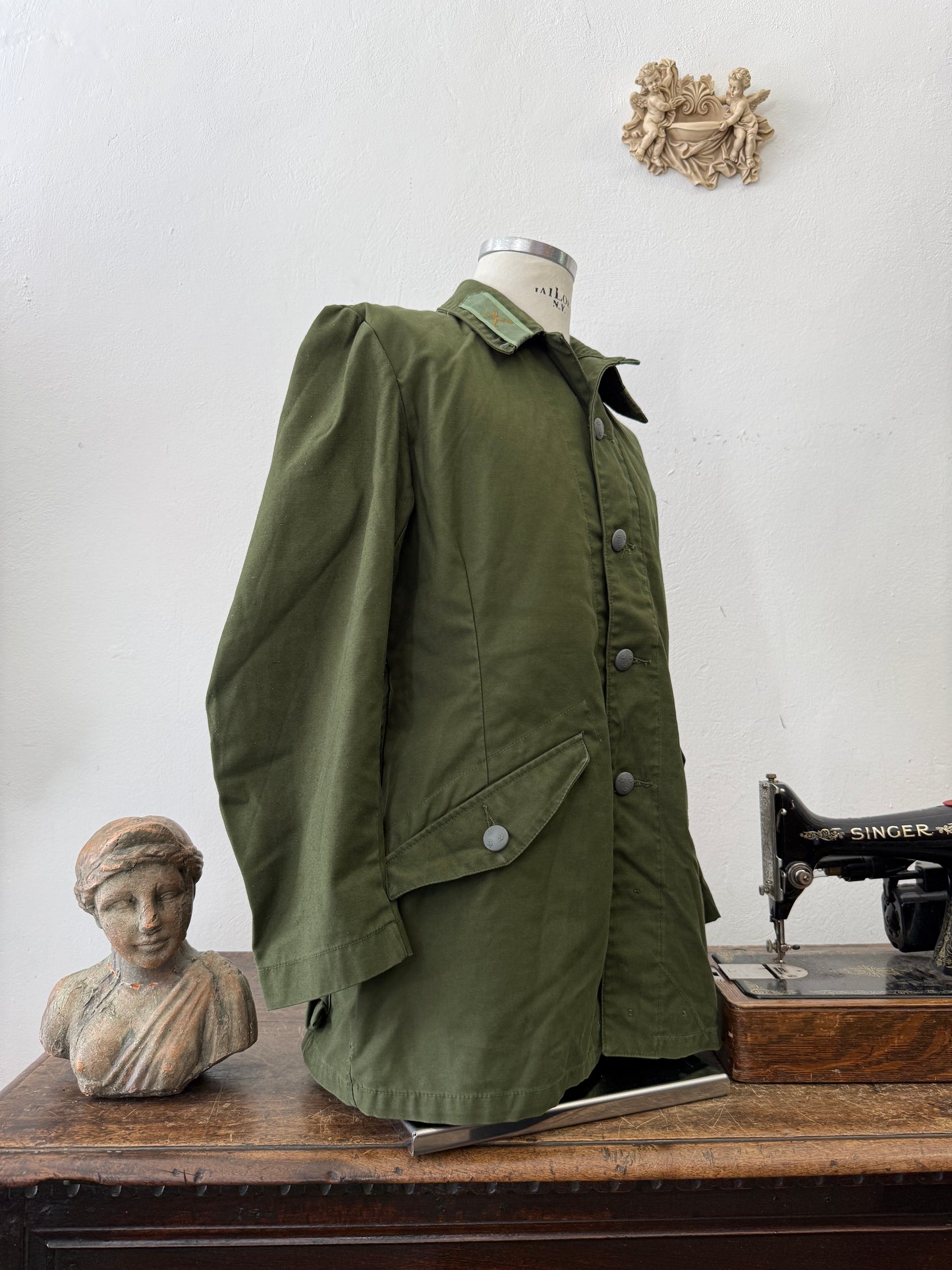 Vintage 80’s Swedish Army Jacket “L”