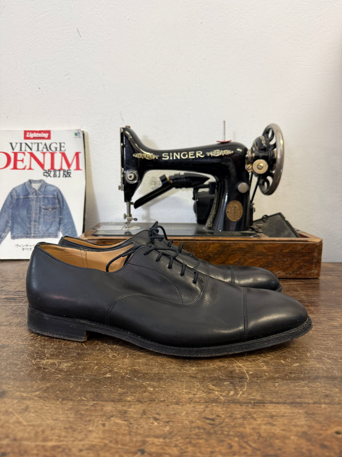Used Church’s Men’s Black Leather Oxford Shoes – Made in England – UK Size 10