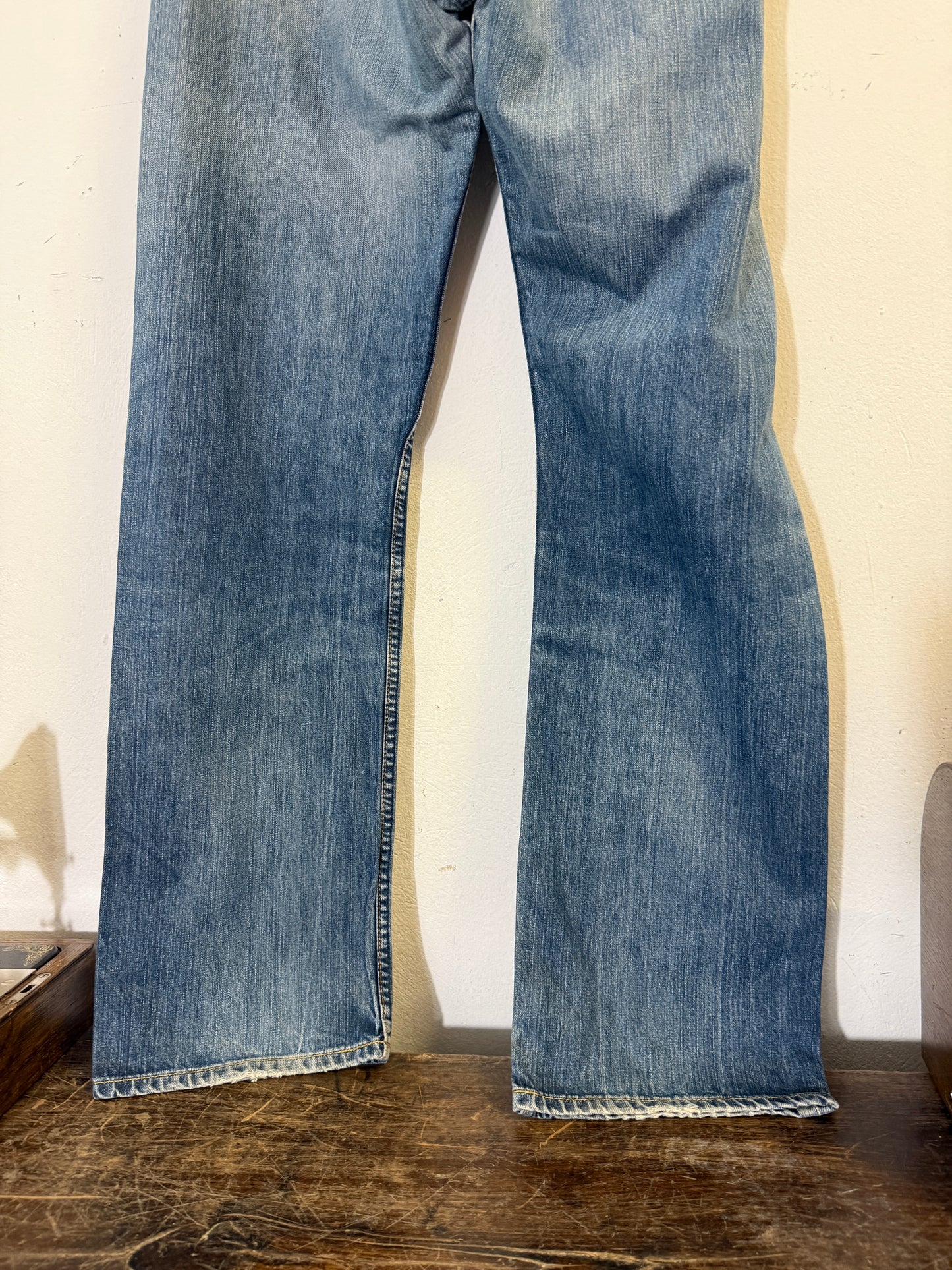 Vintage Levi’s 501 “W34 L36”