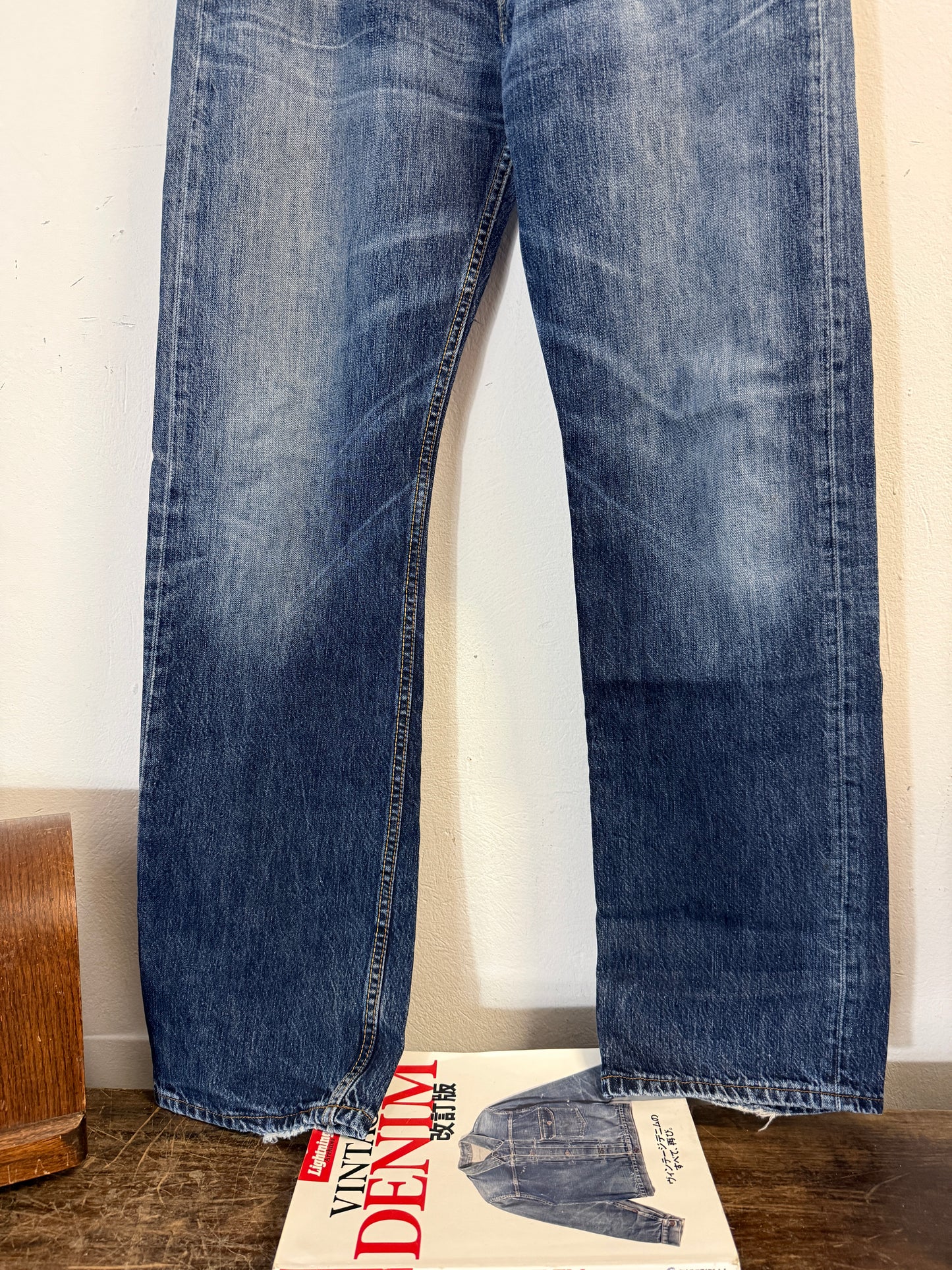Vintage Levi’s 501 “W34 L34”