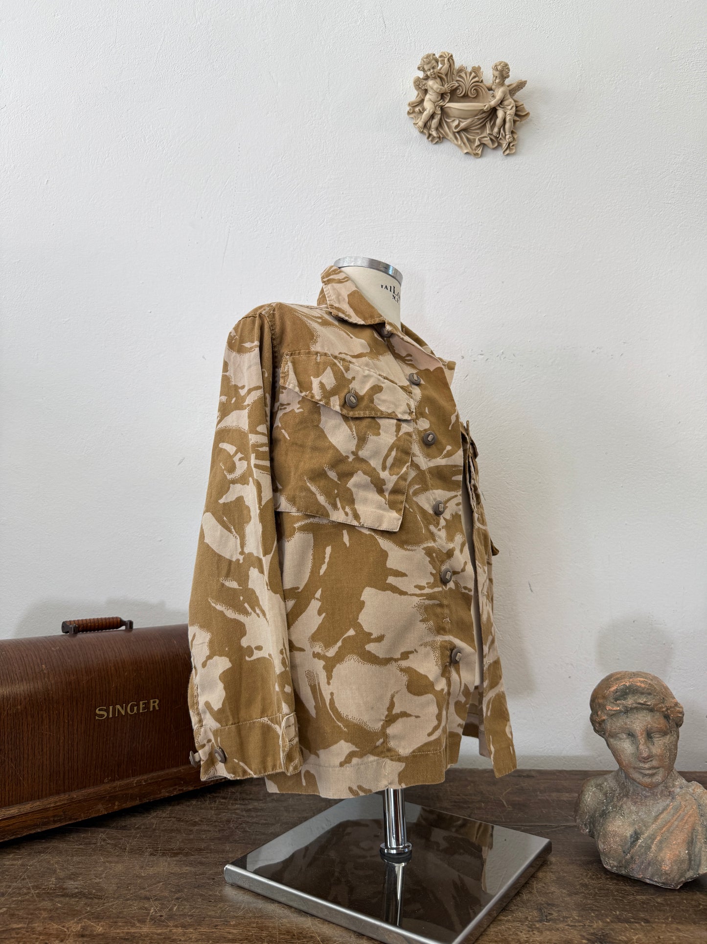 Vintage British Army Dpm Jacket “S”