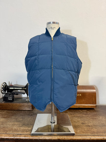 Chesapeake’s Down Vest Seattle - Deep Blue