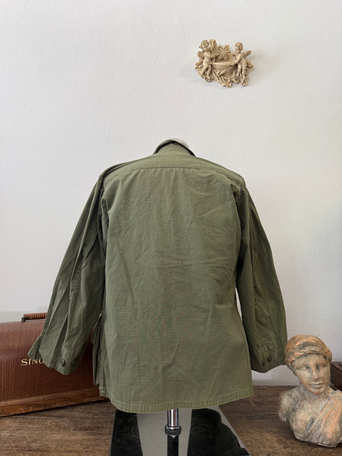 Vintage 60’s Jungle Jacket Us Army “S/M”